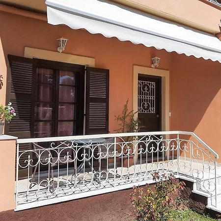 AlepouLa Casa Di Volpeアパートメント エクステリア 写真