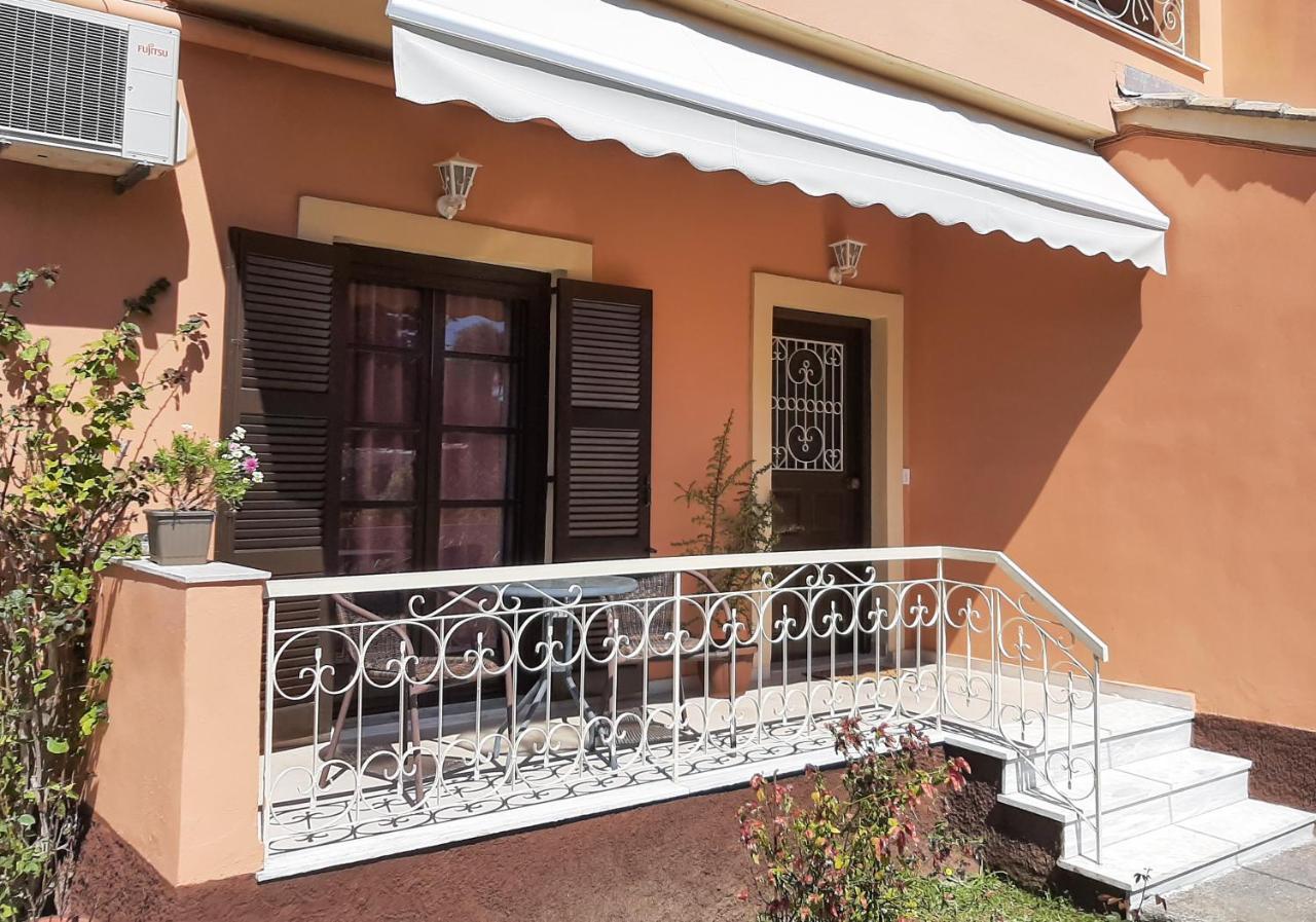 AlepouLa Casa Di Volpeアパートメント エクステリア 写真