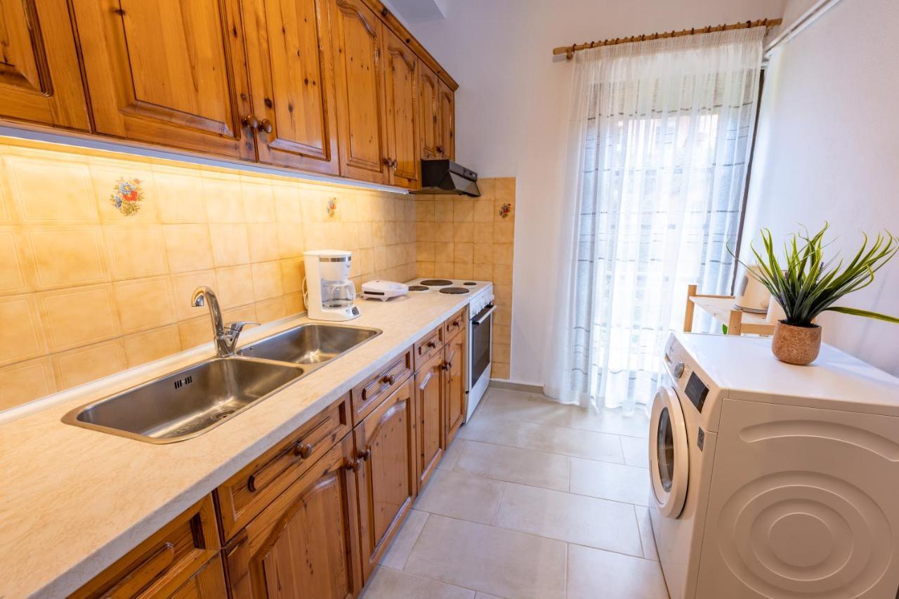 AlepouLa Casa Di Volpeアパートメント エクステリア 写真